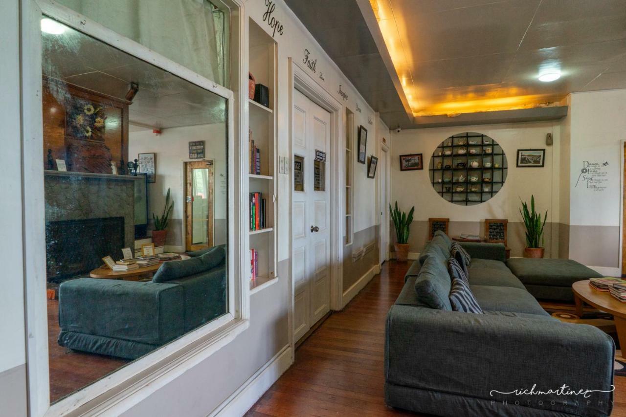 Old Orangewood Bed & Breakfast Baguio City Esterno foto